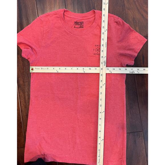 Patagonia Red Slim Fit Graphic Short Sleeve Pacific Iron Works Women size Small - Picture 8 of 11